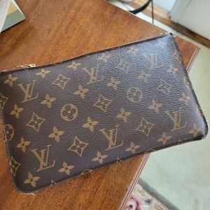 Used louis vuitton neverfull pouch